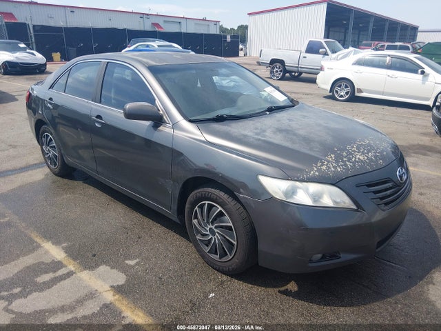 2009 TOYOTA CAMRY LE