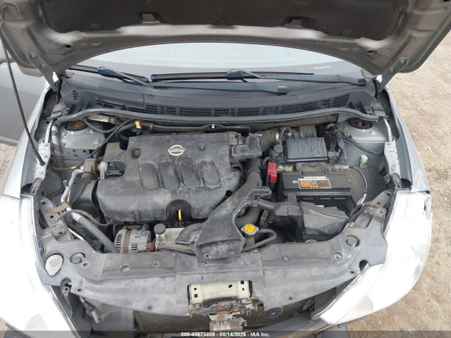 2010 Nissan VERSA 1.8S 照片 10