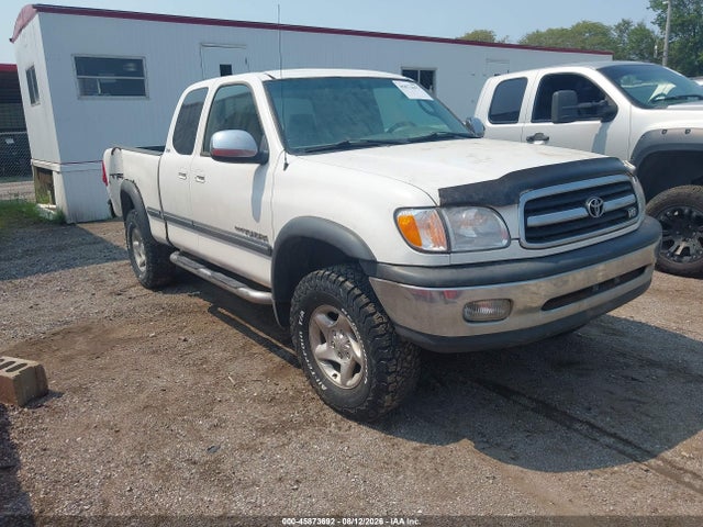 2002 TOYOTA TUNDRA SR5 V8
