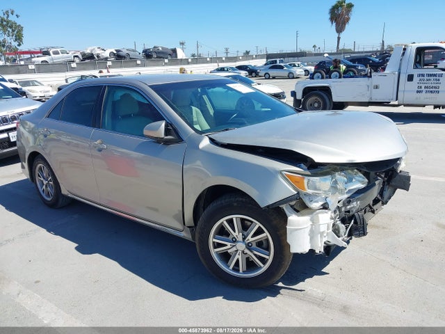2013 TOYOTA CAMRY LE