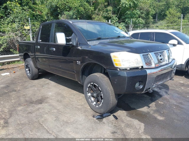 2004 NISSAN TITAN LE