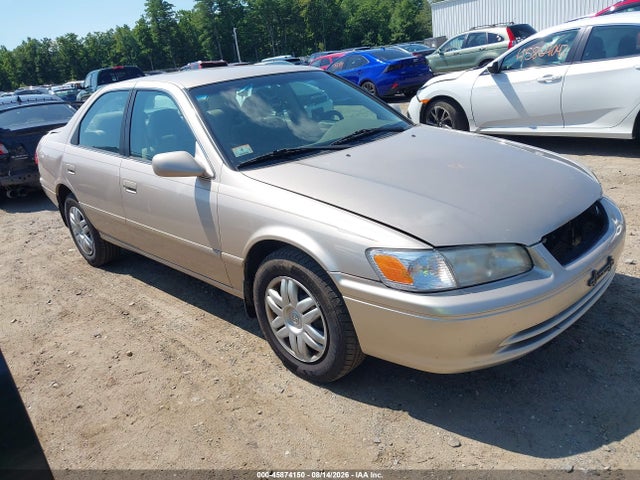 2000 TOYOTA CAMRY LE