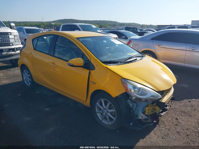 2015 TOYOTA PRIUS THREE