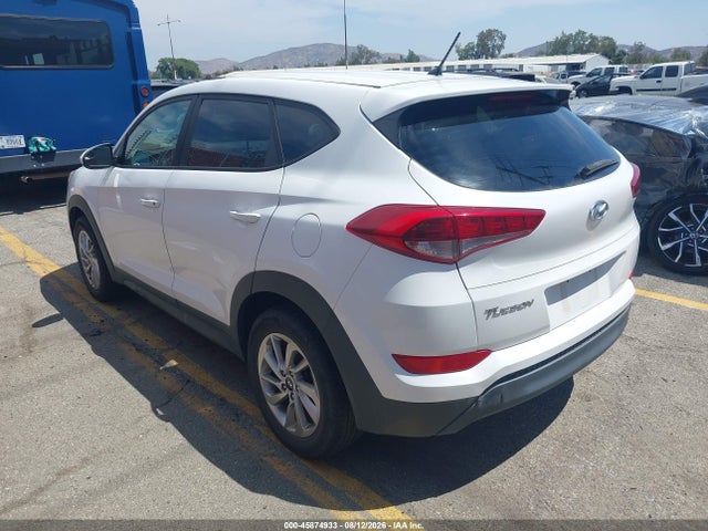 2018 HYUNDAI TUCSON SE 3