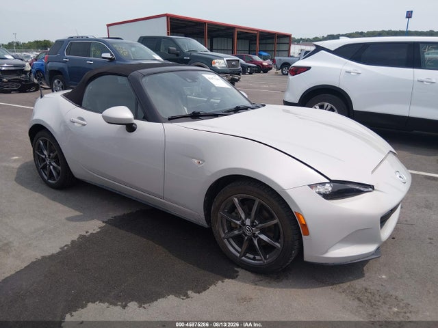 2017 MAZDA MX-5 GRAND TOURING