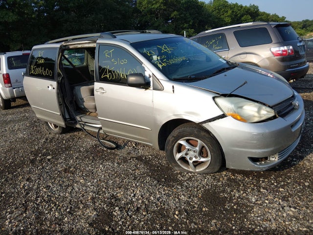 2005 TOYOTA SIENNA CE