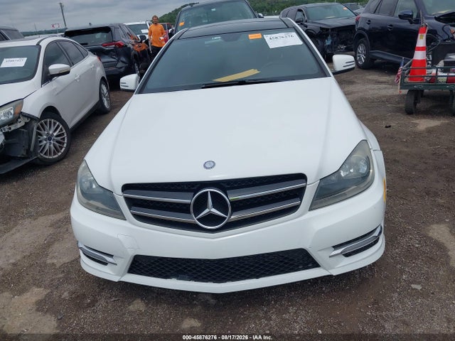 2014 Mercedes-BENZ C 250 — фото 12