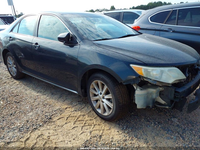 2014 TOYOTA CAMRY XLE