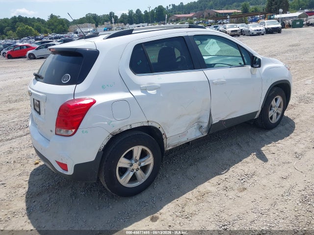 2017 CHEVROLET TRAX LT 4