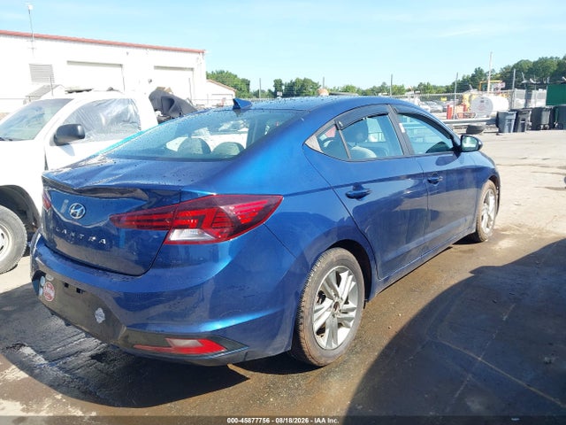 2019 HYUNDAI ELANTRA SEL 4