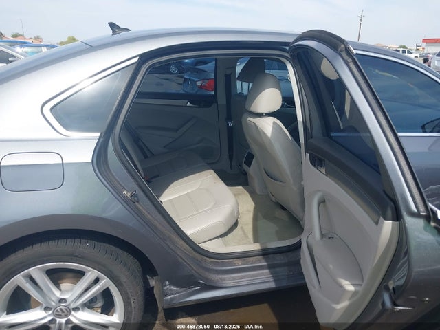 صورة 8 لـ 2014 Volkswagen PASSAT 1.8T SE