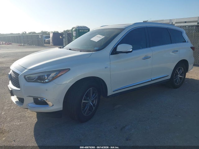 2019 INFINITI QX60 LUXE 2