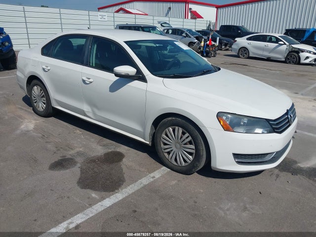 2015 VOLKSWAGEN PASSAT 1.8T S