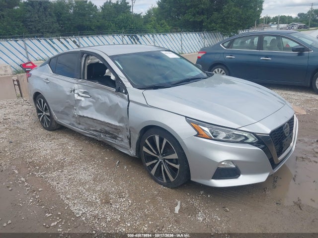2021 NISSAN ALTIMA SR FWD