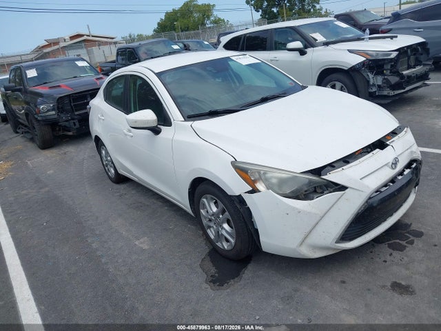 2018 TOYOTA YARIS 