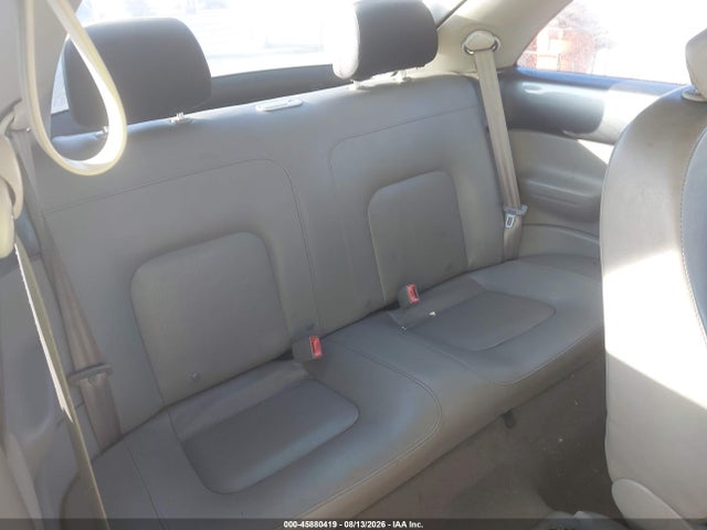 2005 Volkswagen NEW BEETLE GL — миниатюра 8