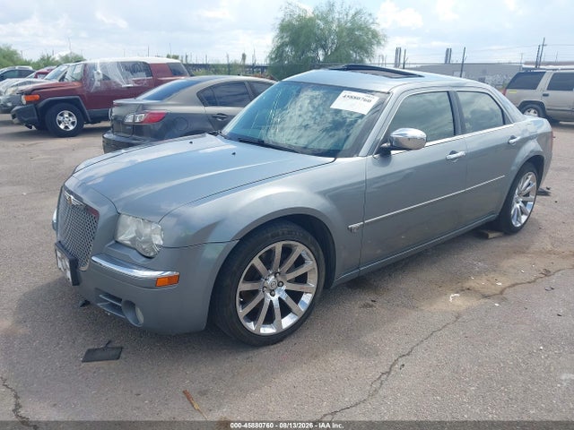 2007 Chrysler 300C 照片 2