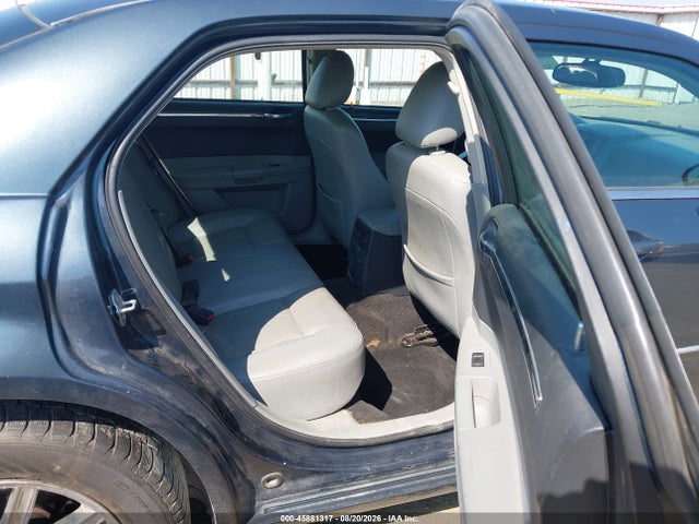 صورة 8 لـ 2007 Chrysler 300 TOURING