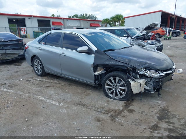 2017 TOYOTA CAMRY XLE