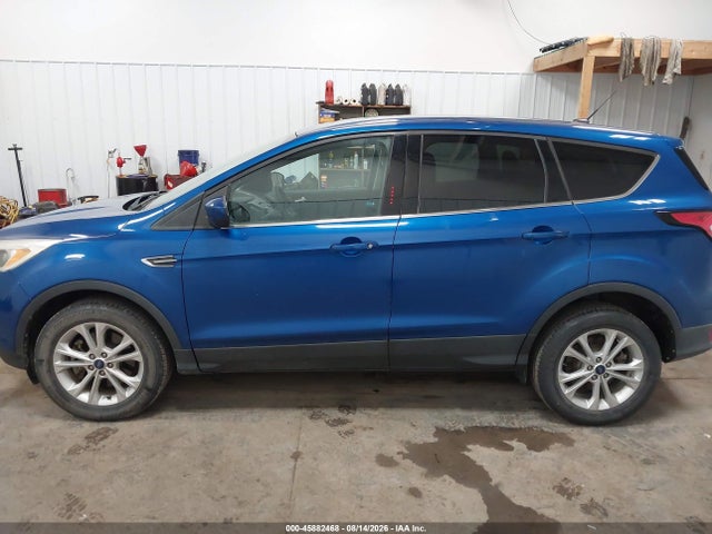 2017 FORD ESCAPE SE 14