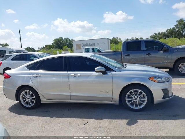 2019 FORD FUSION HYBRID SE 16