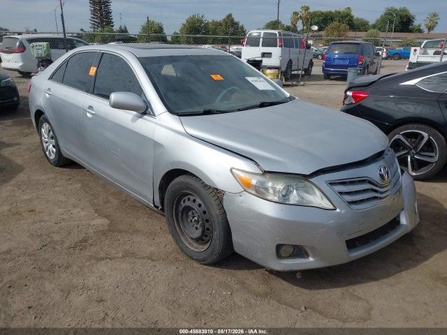 2010 TOYOTA CAMRY XLE V6