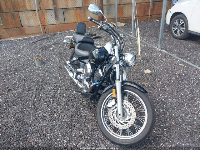 2013 YAMAHA XV 