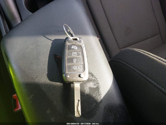 2023 HYUNDAI ELANTRA SE 11