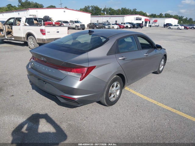 2023 HYUNDAI ELANTRA SE 4