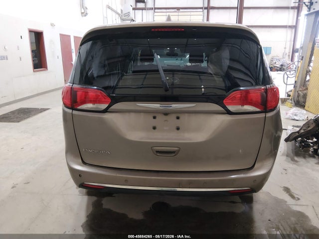 2018 CHRYSLER PACIFICA TOURING PLUS 17