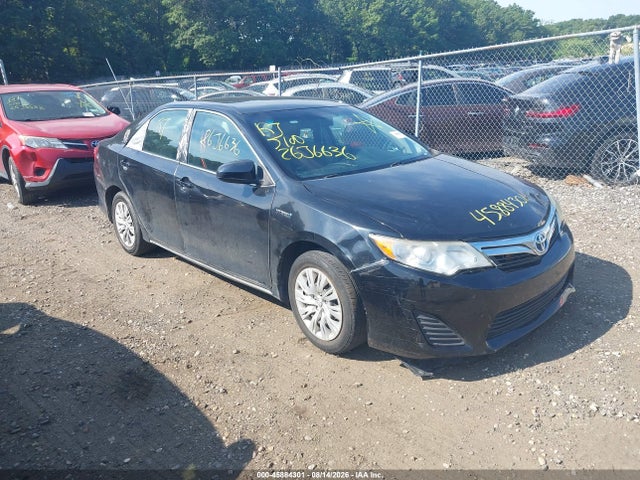 2014 TOYOTA CAMRY LE