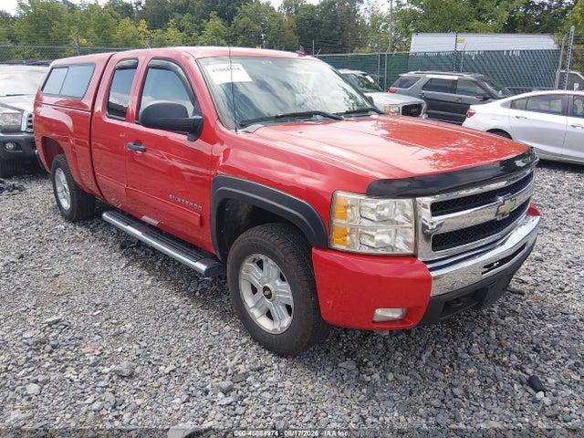 2010 Chevrolet SILVERADO 1500 LT — фото 1