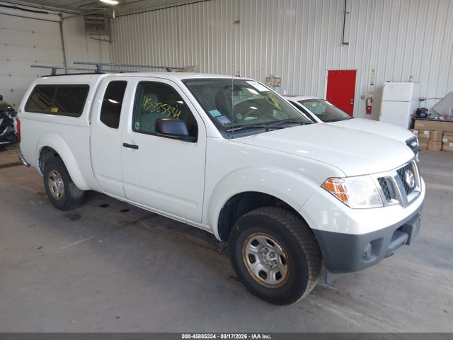 2015 NISSAN FRONTIER S