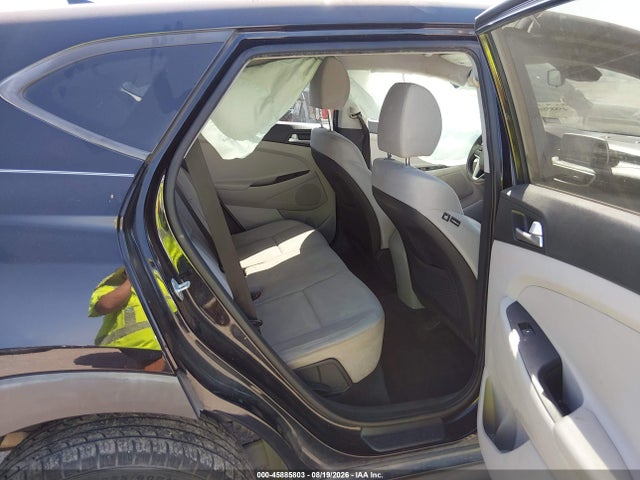 2019 HYUNDAI TUCSON SE 8