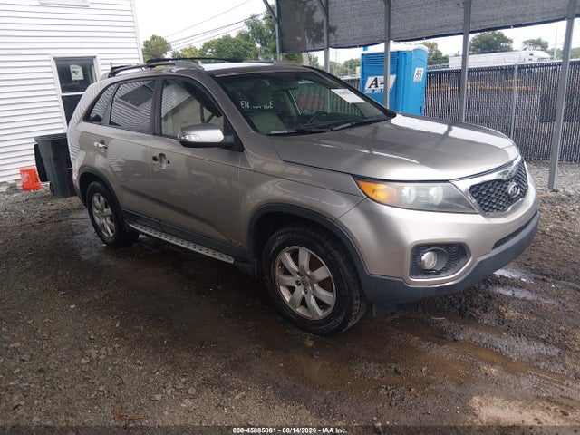 2013 KIA SORENTO LX V6