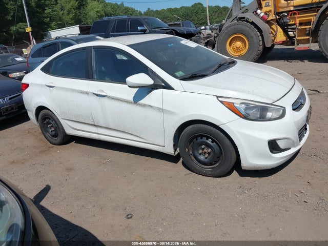 2015 HYUNDAI ACCENT GLS