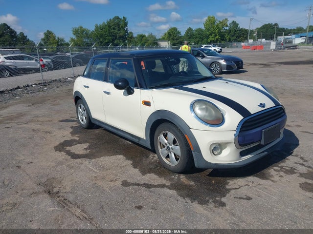 2017 MINI HARDTOP COOPER