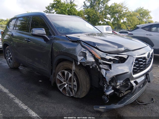 2021 TOYOTA HIGHLANDE XLE