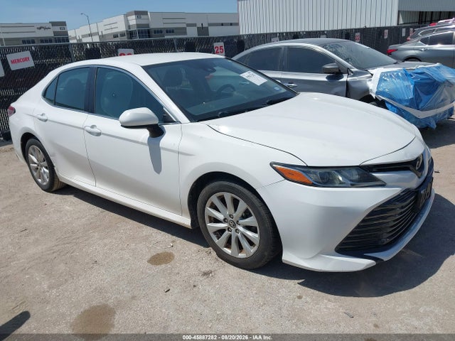 2018 TOYOTA CAMRY LE