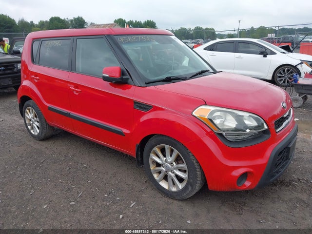 2013 KIA SOUL +