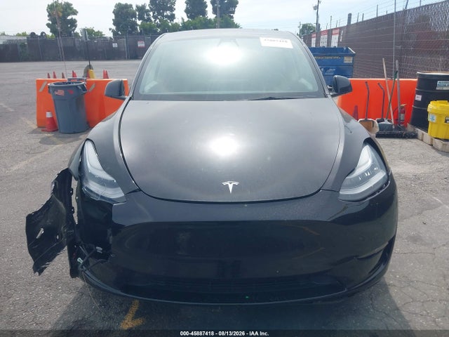 2021 TESLA MODEL Y LONG RANGE DUAL MOTOR ALL-WHEEL DRIVE 11