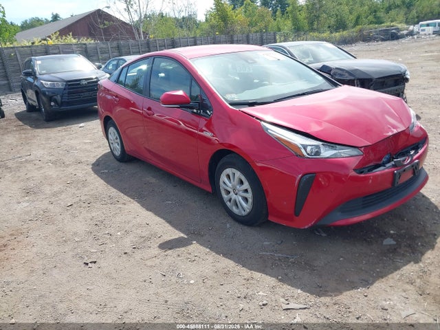 2019 TOYOTA PRIUS LE