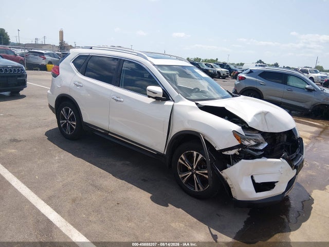 2017 NISSAN ROGUE SL