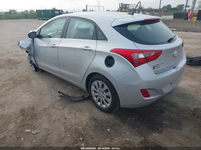 2017 Hyundai ELANTRA GT — фото 3