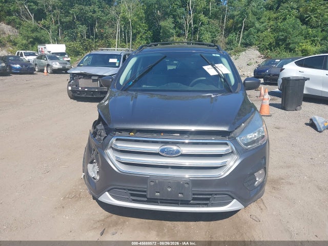 2017 FORD ESCAPE SE 13