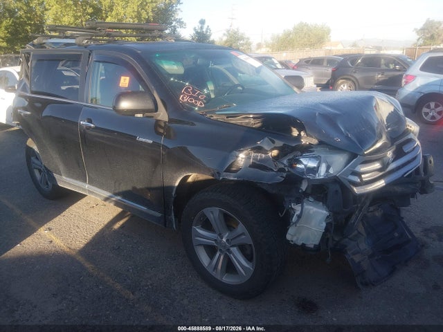 2013 TOYOTA HIGHLANDE LIMITED V6