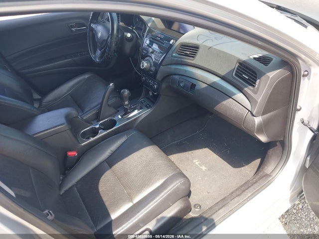 2013 Acura ILX 2.0L 照片 5
