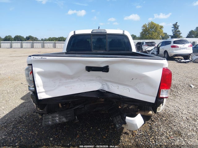 صورة 16 لـ 2017 Toyota TACOMA SR