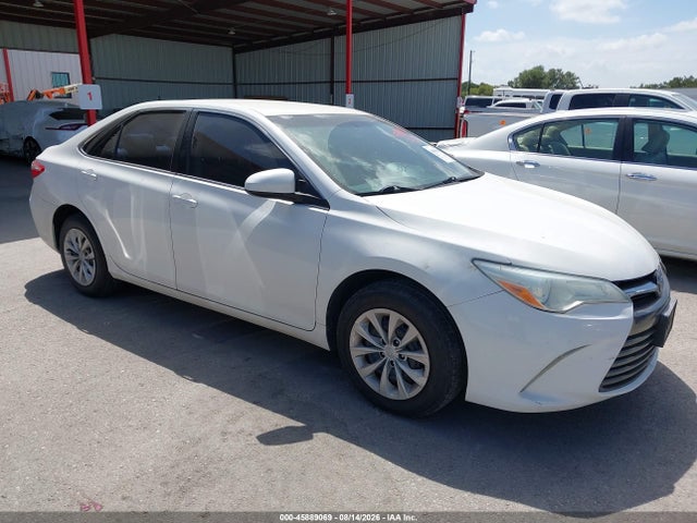 2016 TOYOTA CAMRY LE