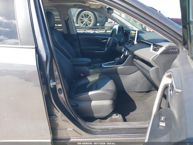 2019 TOYOTA RAV4 XLE PREMIUM 5